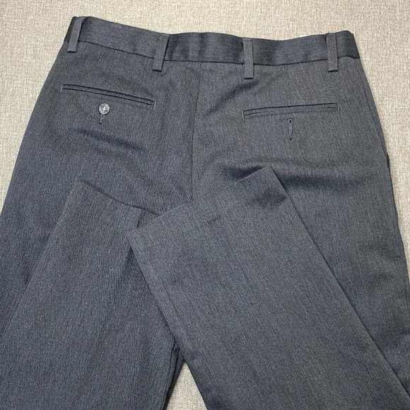 Dockers D2 Khaki Pants Men 34 x 30 Straight Fit Gray Flat Front Office Business - Picture 9 of 16